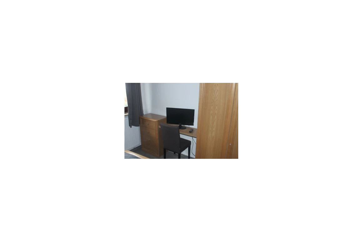 MonteurZimmer: https://mein-monteurzimmer.de/website/var/tmp/image-thumbnails/180000/189715/thumb__housing_item_preview/5352ef78f656cff4904e0cdca3852420.jpeg - Hotel Landsknecht
