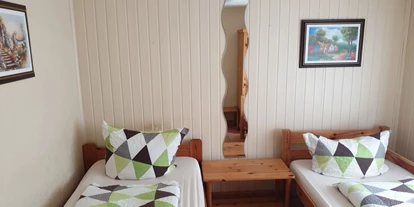 Monteur-Zimmer - Maintal - Zimmer im Mittelhaus -  Pension Bella