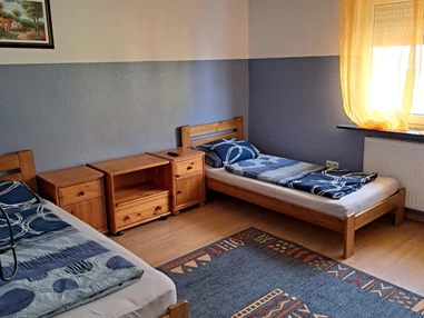 MonteurZimmer: Zimmer Etage 1 Ludwigstr., Walldorf -  Pension Bella