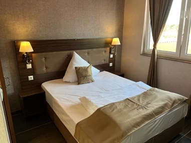 MonteurZimmer: https://cf.bstatic.com/xdata/images/hotel/max300/376924881.jpg?k=46df012fb3f9410de4dc765ad97ad265c8e020d1cddb2bd6a7d76296e5c03fd3&o= - Hotel Pasa Paradies