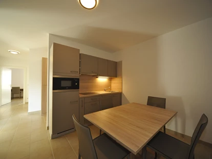 Monteur-Zimmer - Küche - Wien-Stadt - 90+ Monteurzimmer in Wien, Einzelbetten, Parkplätze, WIFI, Küchen