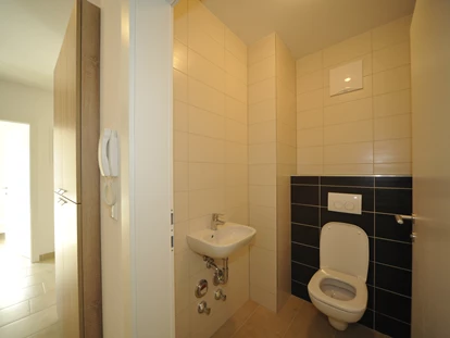Monteur-Zimmer - Küche - Wien-Stadt - 90+ Monteurzimmer in Wien, Einzelbetten, Parkplätze, WIFI, Küchen