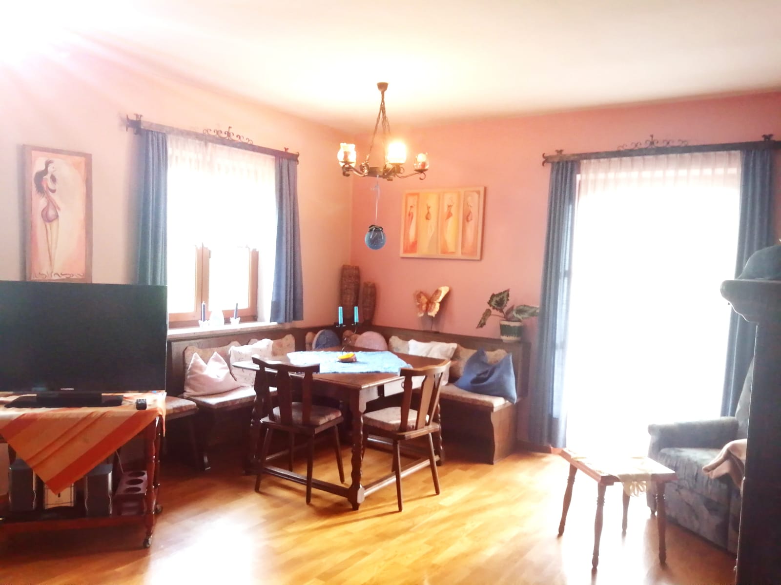 Monteur-Zimmer - Unterkunftsart: Gästehaus - Abtenau - Wohnzimmer  - O'mas Hagenblick 