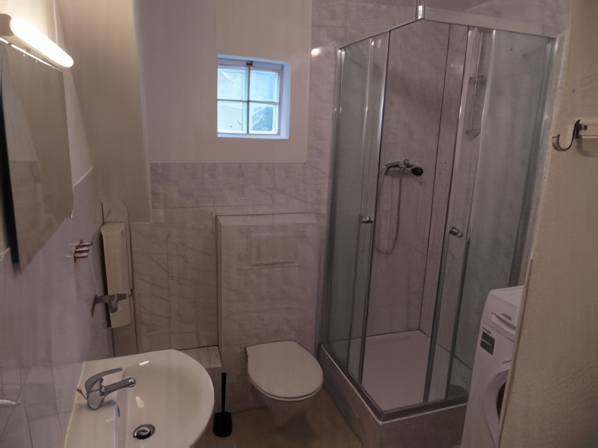 Monteur-Zimmer - Baden-Württemberg - Monteurzimmer Avilla in 71032 Böblingen