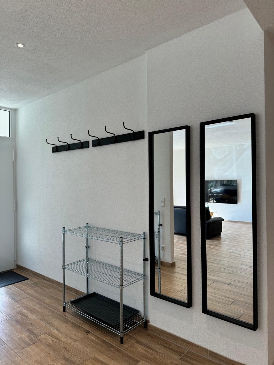 Monteur-Zimmer - Fernseher - Baden-Württemberg - Monteurwohnung in Böblingen- 6xEinzelbetten- 120m2- 25 Euro p.Person in 71034 Böblingen