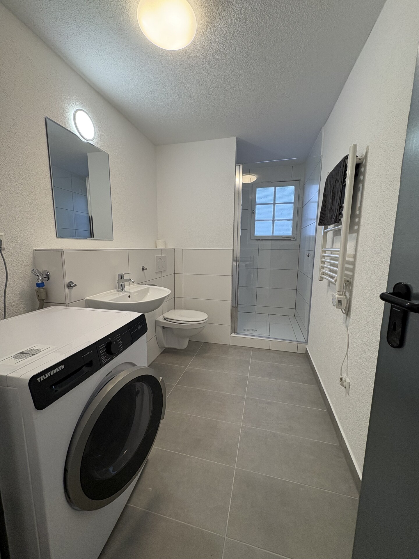 Monteur-Zimmer - Baden-Württemberg - Apartmenthaus Sindelfingen - 400m2 -5 Apartments - 33 Betten in 71069 Sindelfingen