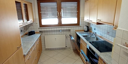 Monteur-Zimmer - Baden-Württemberg - Küche von 4-Zimmer-Wohnung 1 - 8 Personen - Monteurwohnung separate eigene Etage an Firmen 71297 Mönsheim
