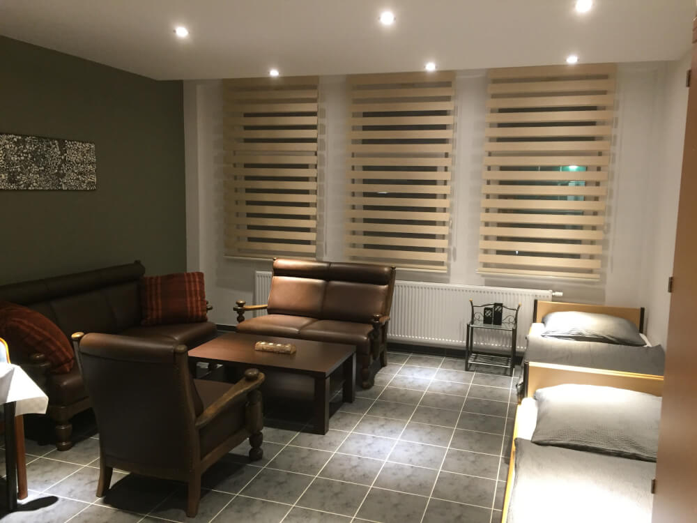 Monteur-Zimmer - Baden-Württemberg - AKS Apartements: Wohnung-Monteurunterkunft-Pension-Wohnen auf Zeit in 71522 Backnang