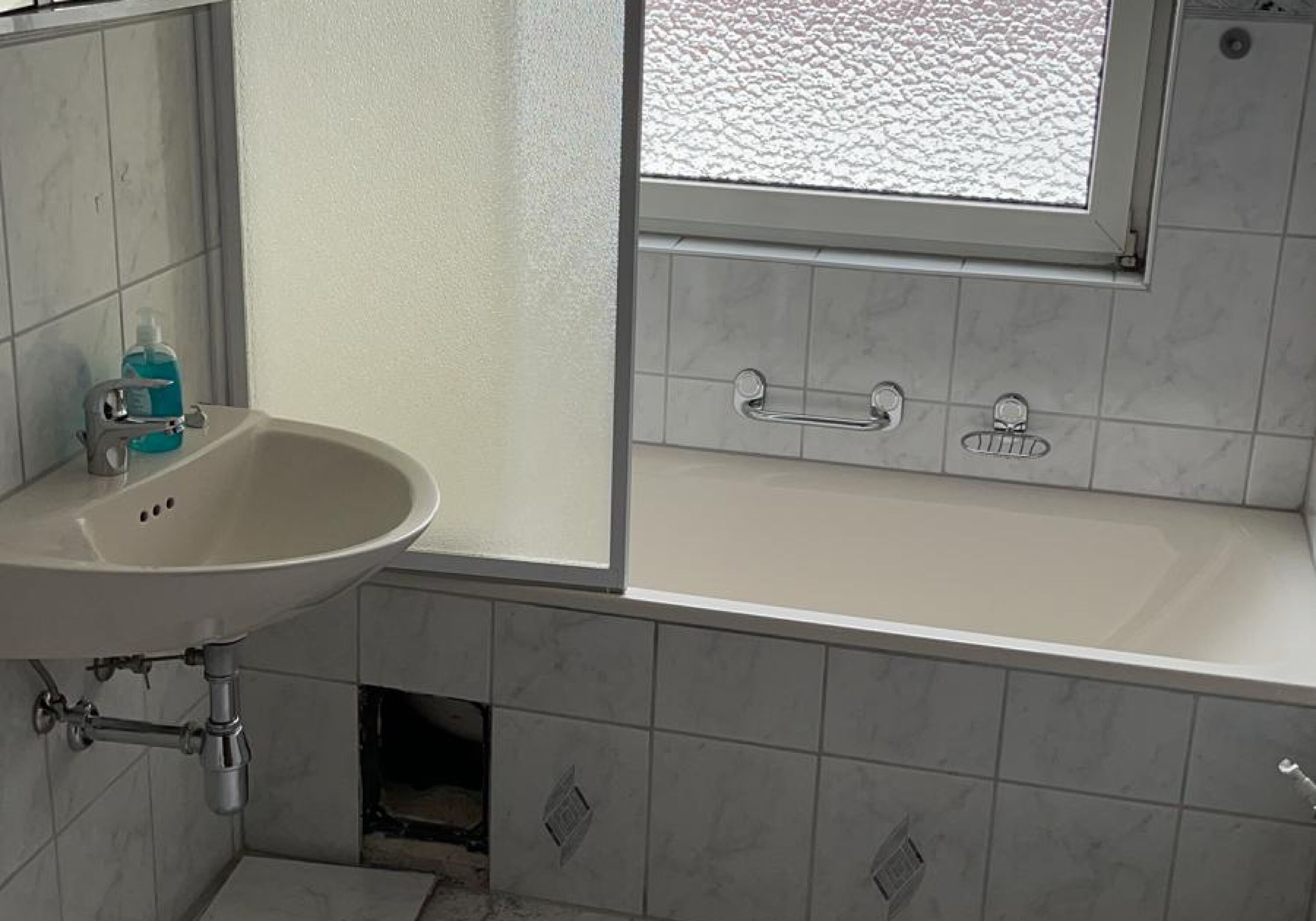 Monteur-Zimmer - Pforzheim - ZIMMERPOOL – Monteurzimmer Ludwigsburg