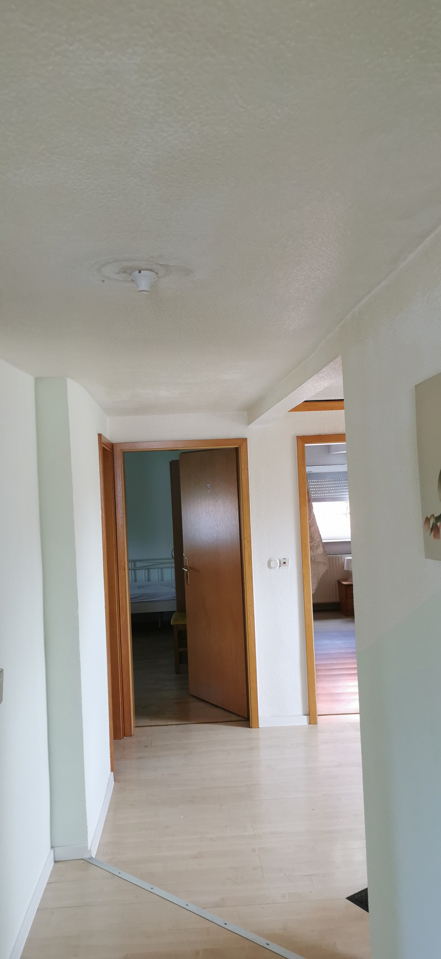 Monteur-Zimmer - Fernseher - Baden-Württemberg - DG Flur - Unterkunft Posselt