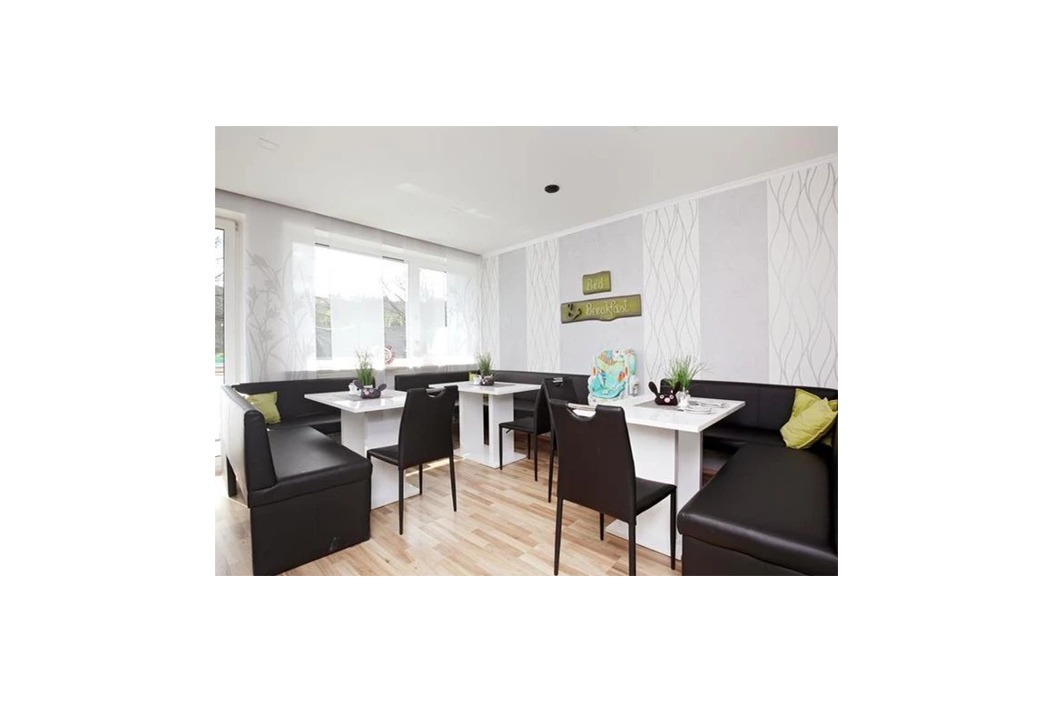 MonteurZimmer: Pension Hedy