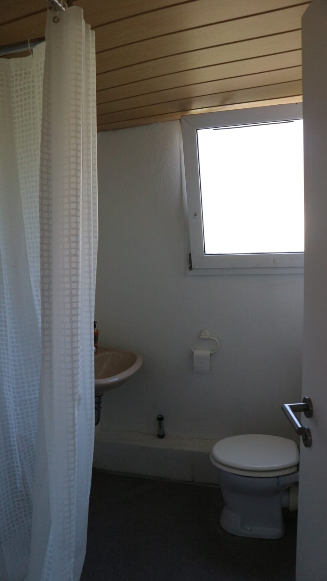 Monteur-Zimmer - Baden-Württemberg - Monteurswohnung oder einzelne Zimmer in Wendlingen am Neckar in 73240 Wendlingen am Neckar