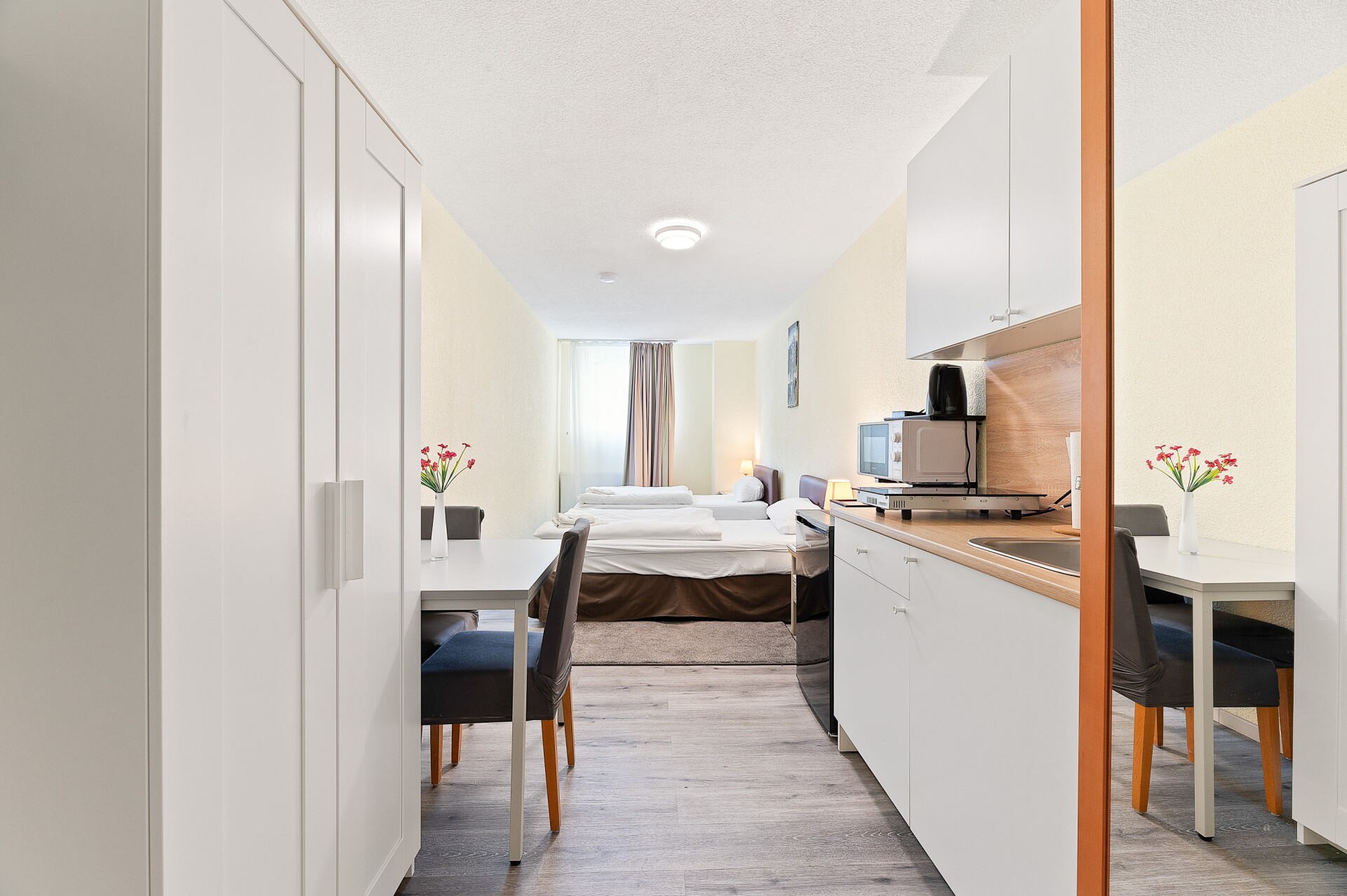 Monteur-Zimmer - Baden-Württemberg - Monteurzimmer mit Bad, WC, Küche, Internet in 73765 Neuhausen auf den Fildern