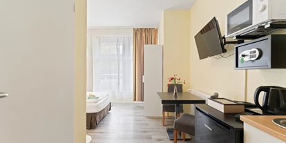 Monteur-Zimmer - Baden-Württemberg - Monteurzimmer mit Bad, WC, Küche, Internet in 73765 Neuhausen auf den Fildern