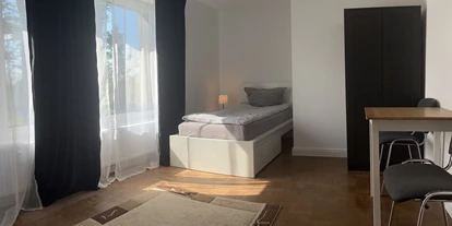 Monteur-Zimmer - Baden-Württemberg - Monteurwohnungen in Heilbronn für jeweils 1-8 Personen WLAN/Parking in 74072 Heilbronn