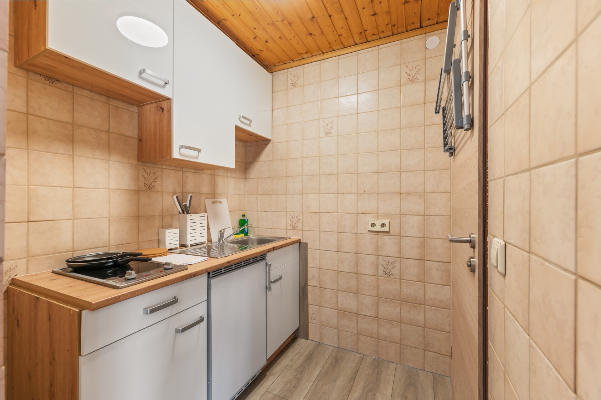 Monteur-Zimmer - Baden-Württemberg - Monteurzimmer Heilbronn Wifi, Smart TV, Parken, Einzelbetten in 74072 Heilbronn