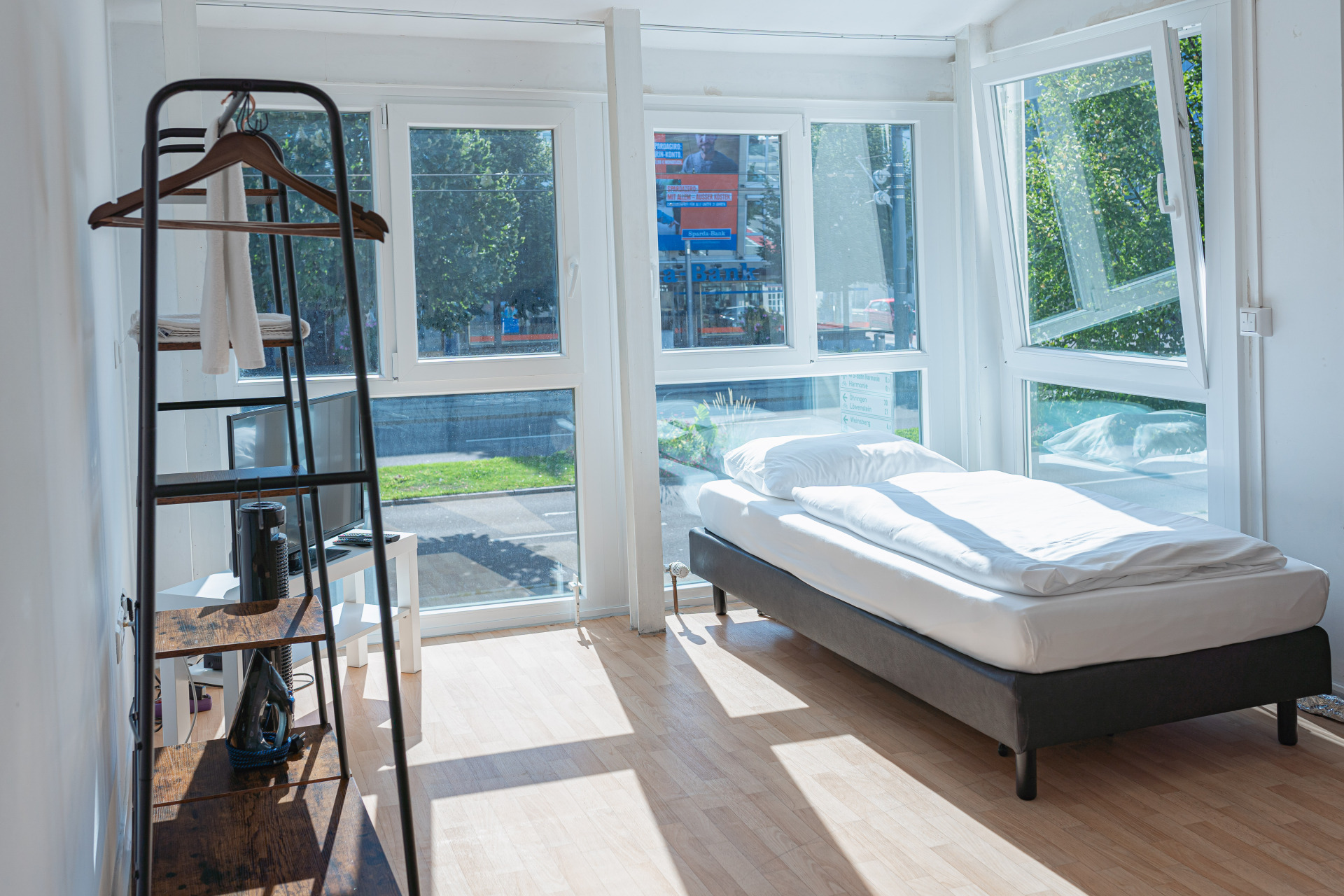 Monteur-Zimmer - Baden-Württemberg - Apartments EFDE GmbH Monteurwohnungen in HEILBRONN in 74072 Heilbronn