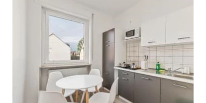 Monteur-Zimmer - Baden-Württemberg - kostengünstige Wohnungen für Monteure in Heilbronn Zentrum, Küche, Badezimmer, Smart TV und WiFi