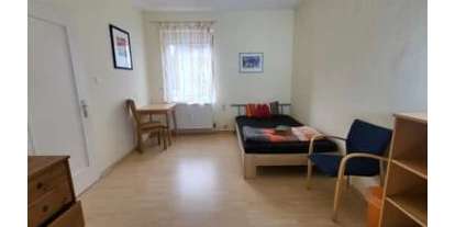 Monteur-Zimmer - Preis pro Nacht - Haus mit 3 Wohnungen in der Sülmerstrasse