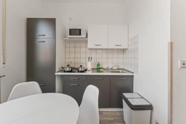 Monteur-Zimmer - Baden-Württemberg - NEU GÜNSTIGE Monteurzimmer in Heilbronn, WiFi, Smart TV, Parkplatz, Waschmaschine