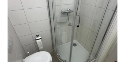 Monteur-Zimmer - Baden-Württemberg - Monteurwohnungen mit eigenem Bad in Raum Heilbronn/Untereisesheim