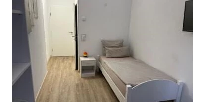 Monteur-Zimmer - Baden-Württemberg - Monteurwohnungen mit eigenem Bad in Raum Heilbronn/Untereisesheim