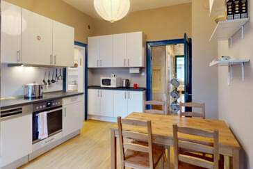 Monteur-Zimmer - Baden-Württemberg - 5 Zimmer Wohnung Heilbronn Zentrum - Küche Smart TV Wlan Parkplatz ***schöner Garten