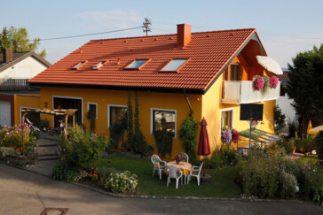 Monteur-Zimmer - Fernseher - Baden-Württemberg - Waldtraute Landenberger