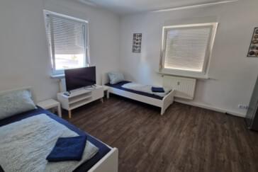 Monteur-Zimmer - Baden-Württemberg - QuartierPro - Tolles Haus für 3 - 14 Personen