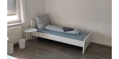 Monteur-Zimmer - Preis pro Nacht - QuartierPro - Tolles Haus für 3 - 14 Personen