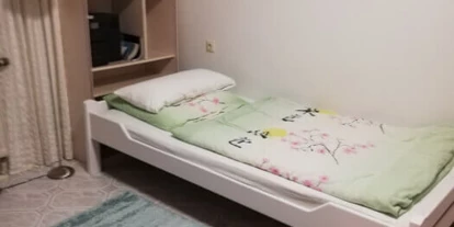 Monteur-Zimmer - Baden-Württemberg - Monteurzimmer Grimm-Kafka in 74382 Neckarwestheim