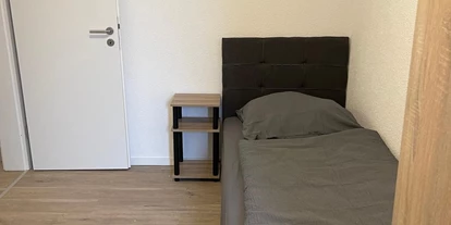 Monteur-Zimmer - Baden-Württemberg - Sehr schöne und ruhige Wohnung in Lauffener Straße Talheim in 74388 Talheim