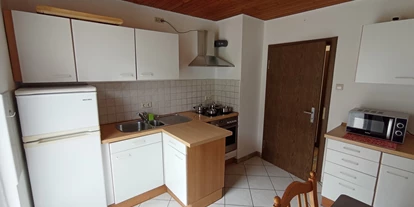 Monteur-Zimmer - Baden-Württemberg - Küche 3-Zimmer-Wohnung - Whg 3 Pers 75 Euro + 1 Pers 15 Euro, 10 km Mühlacker, 20 km Pforzheim in 75447 Sternenfels