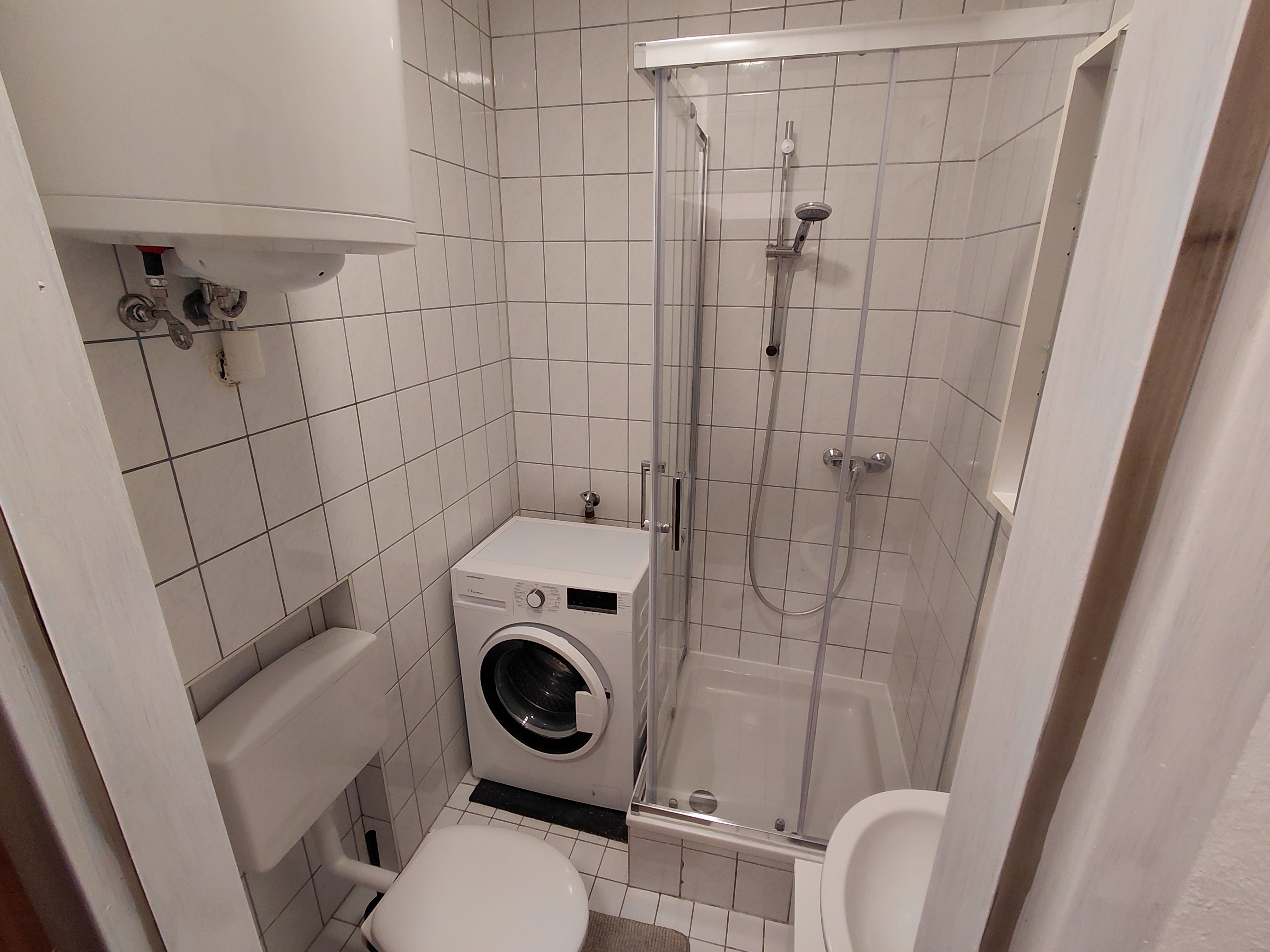 Monteur-Zimmer - Herd - Graz und Umgebung - Herbst - Monteurwohnungen Lend - FLATS FOR WORKER