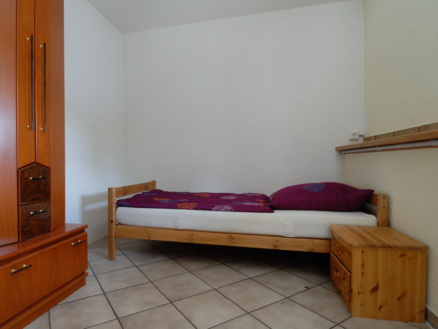 MonteurZimmer: 3-Zimmer-Wohnung, 1-Bett-Zimmer - 3-Zimmer-Wohnung mit großer Terrasse