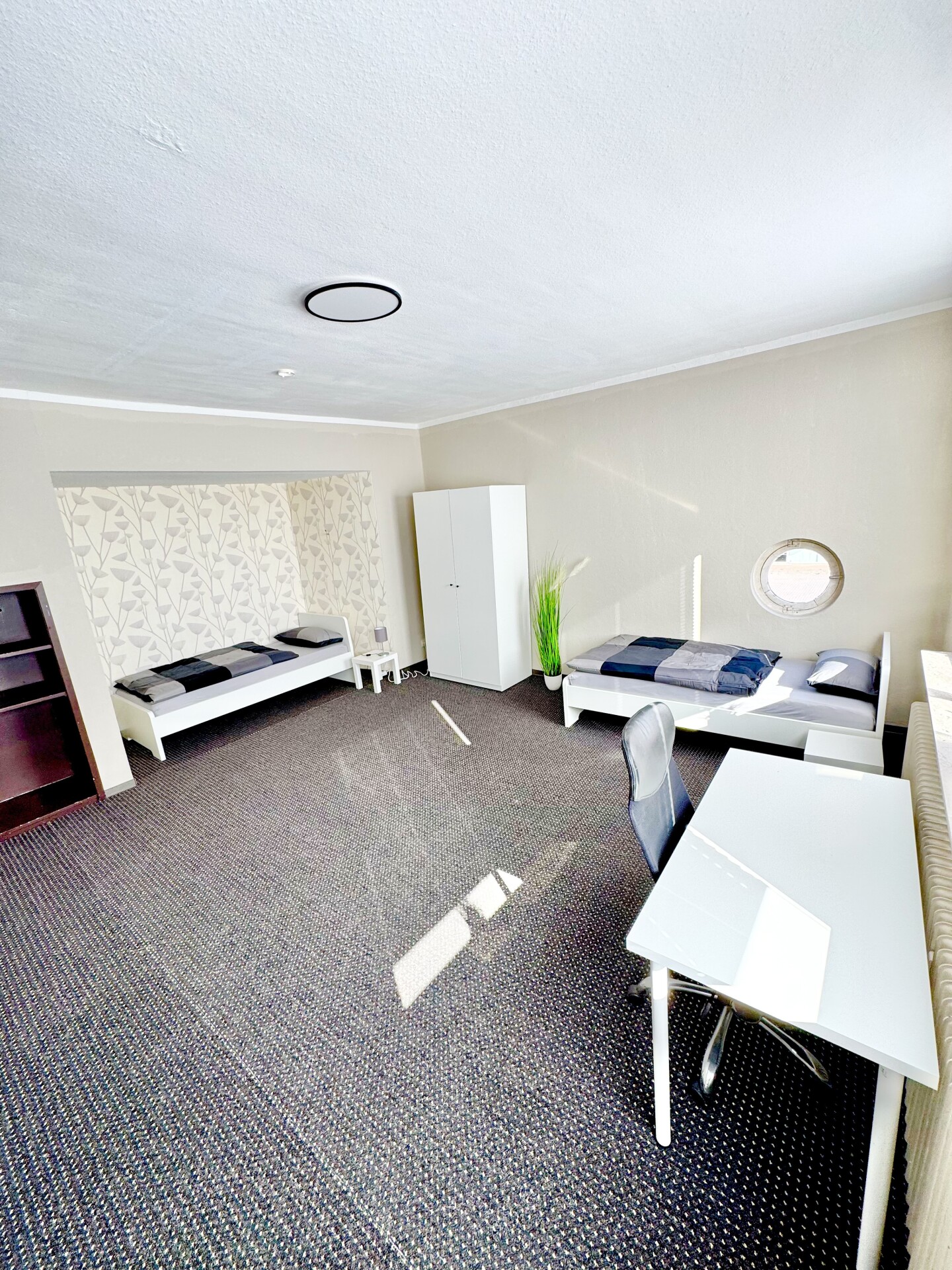 Monteur-Zimmer - Preis pro Nacht - 5-Zimmer Wohnung -Verl Zentrum (2 Bäder/2 WC‘s) in 33415 Verl