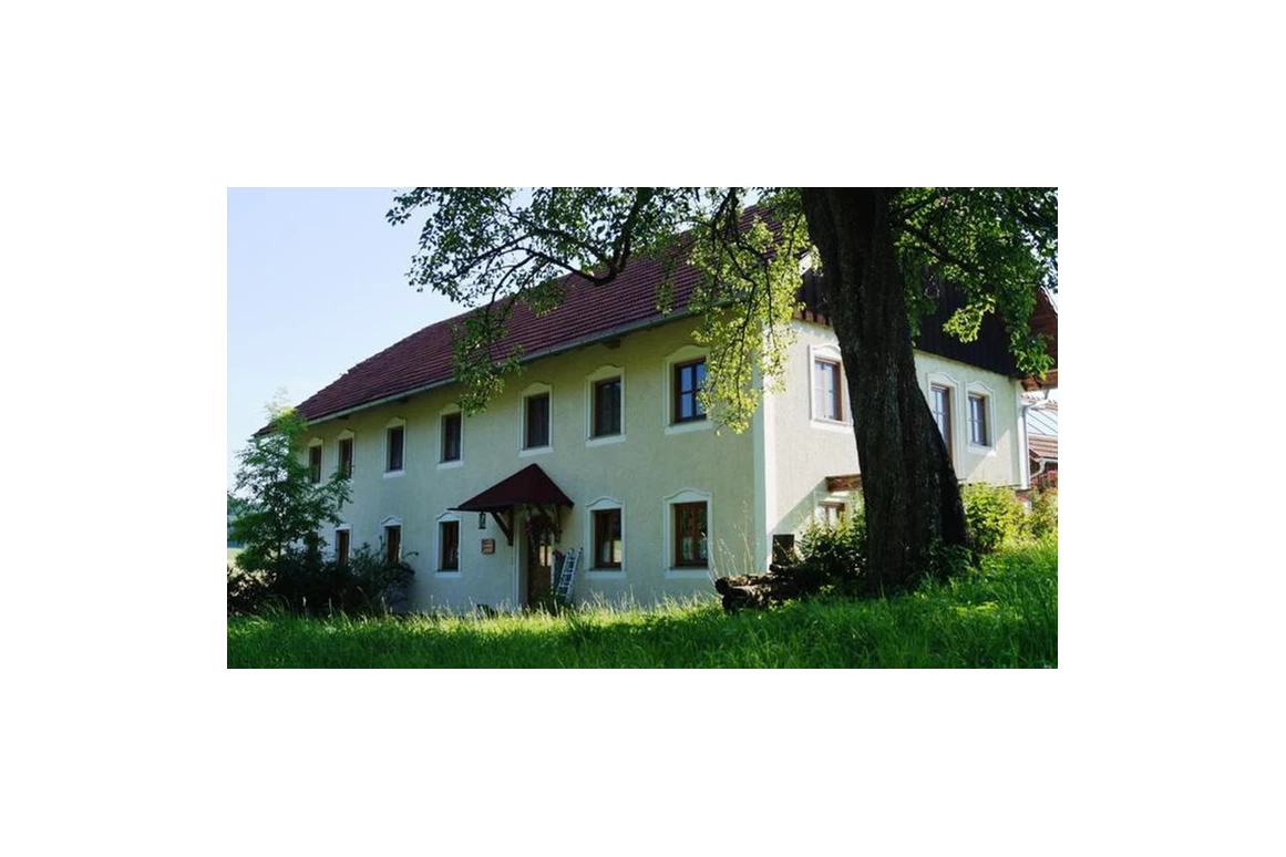 MonteurZimmer: Ferienhof Holzhäuseln