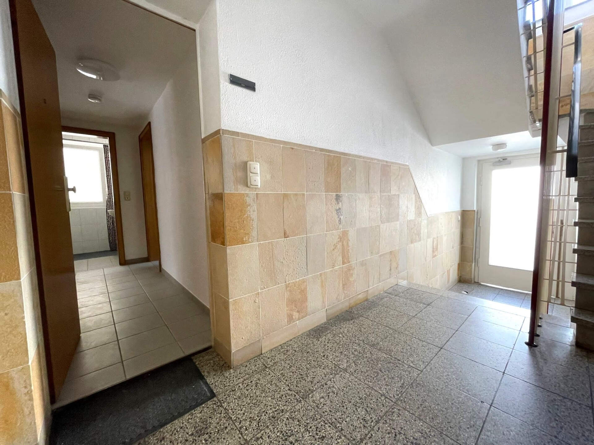 Monteur-Zimmer - Bedburg - Monteur-und Ferienwohnung Düren in 52353 Düren