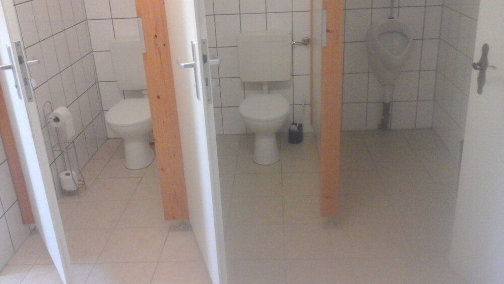 Monteur-Zimmer - Bedburg - Monteurzimmer Vermietung Stollenwerk in 52355 Düren