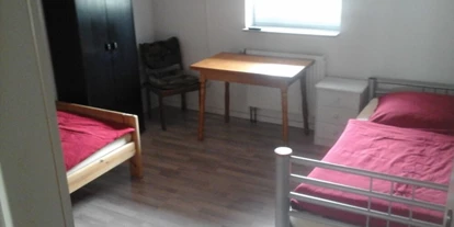 Monteur-Zimmer - Pulheim - Monteurzimmer Vermietung Stollenwerk in 52355 Düren