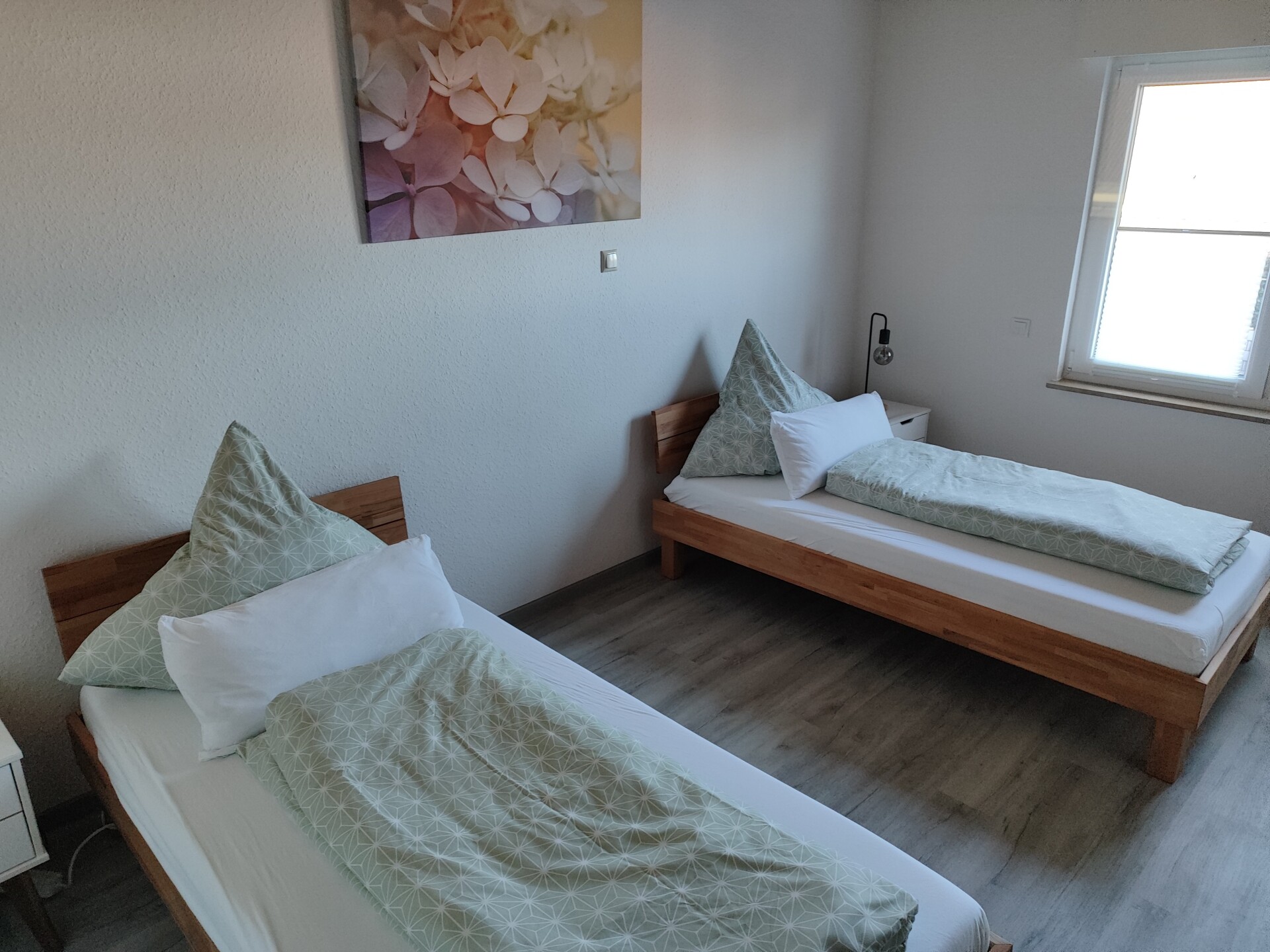 Monteur-Zimmer - Parkplatz: eigener Parkplatz für PKW vorhanden - Deutschland - Casa Ilona in 52355 Düren