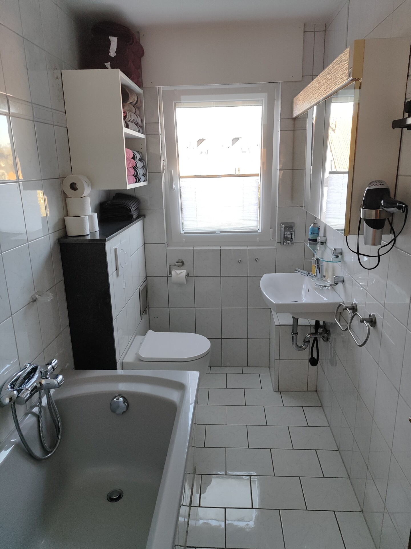 Monteur-Zimmer - Parkplatz: eigener Parkplatz für PKW vorhanden - Deutschland - Casa Ilona in 52355 Düren