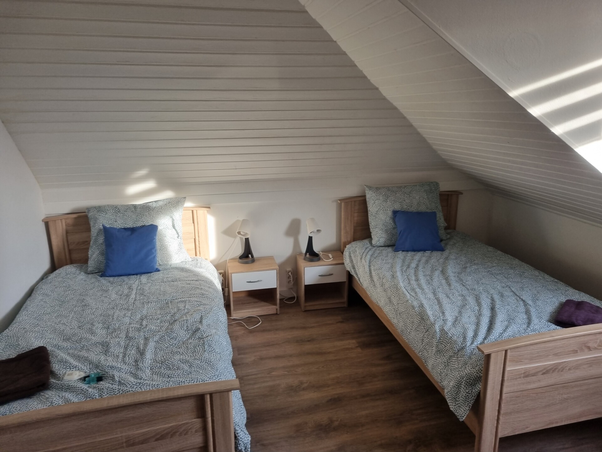 Monteur-Zimmer - Bedburg - DG- Wohnung für Monteure und Feriengäste geignet in 52249 Eschweiler