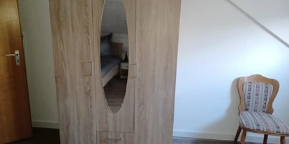 Monteur-Zimmer - Heinsberg - DG- Wohnung für Monteure und Feriengäste geignet in 52249 Eschweiler