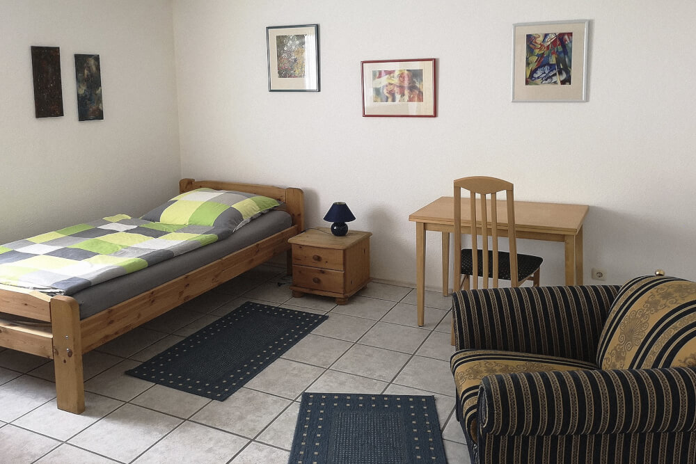 Monteur-Zimmer - WIFI / Internet - Köln, Bonn, Eifel ... - Schlafzimmer EG - Appartementvermietung von der Gracht in 52428 Jülich