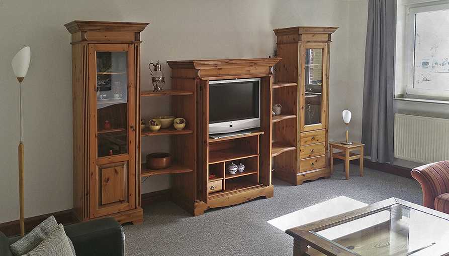 MonteurZimmer: Wohnzimmer 1. OG - Appartementvermietung von der Gracht in 52428 Jülich