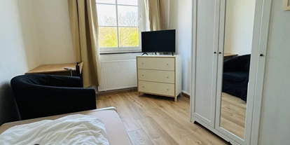 Monteur-Zimmer - Heinsberg - LEBENSRAUM in 52249 Eschweiler
