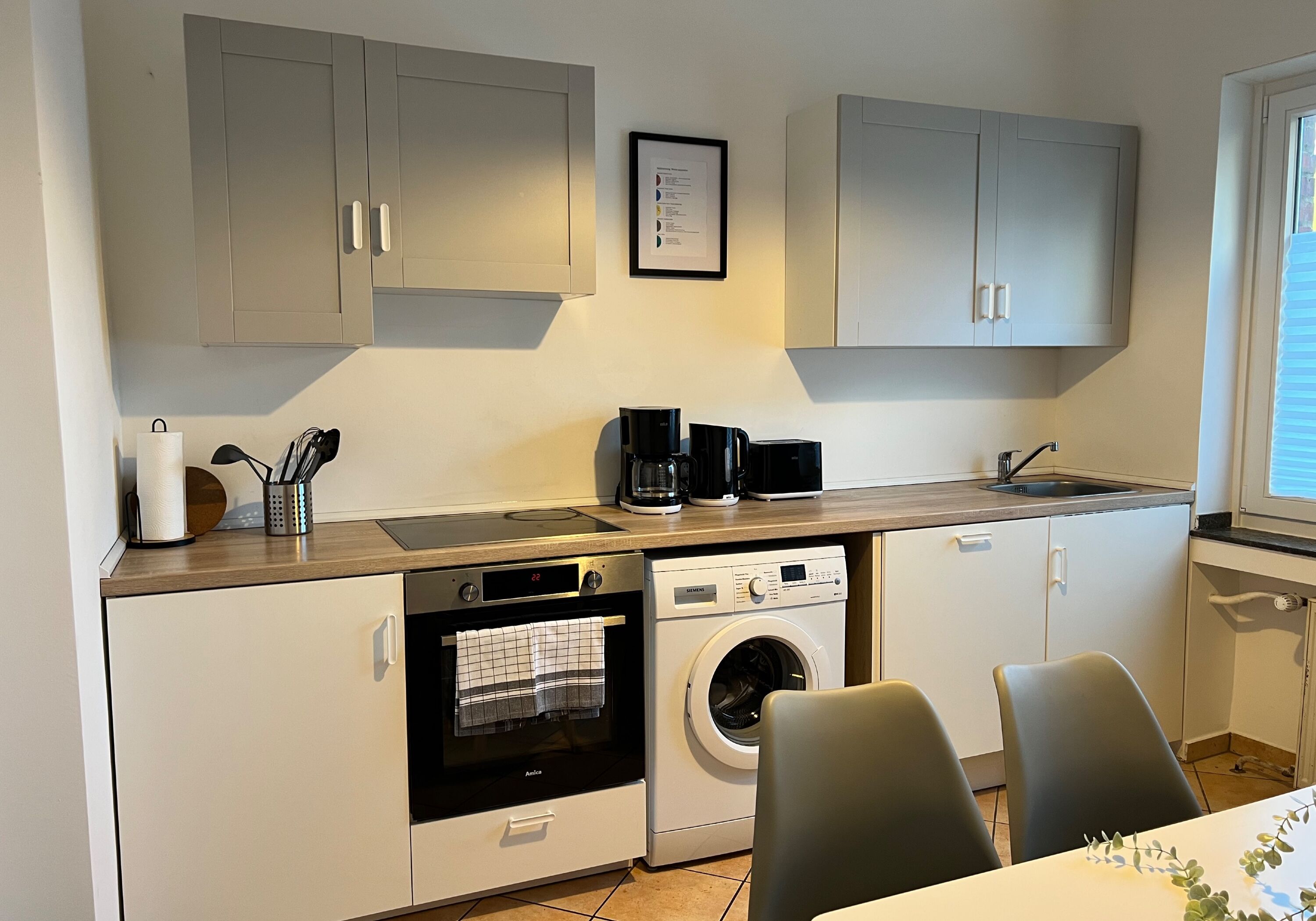 Monteur-Zimmer - Euskirchen - FirmenQuartier24 in Düren mit guter Autobahnanbindung