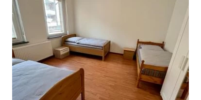 Monteur-Zimmer - Heinsberg - Monteurwohnung für max. 6 Pers. in Düren