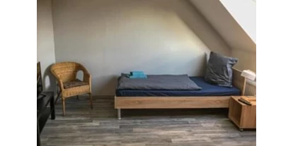 Monteur-Zimmer - Preis pro Nacht - Zimmerer NR 1.
Kleines Zimmer,Bett 90x200cm, TV,Kleiderschrank, Tisch und Stuhl  - Preiswert Übernachten im Kreis Düren